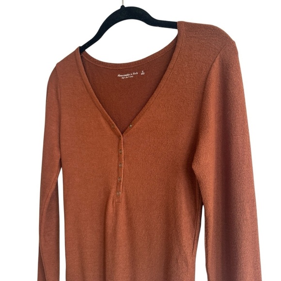 Abercrombie & Fitch Soft A&F Cozy Brown Henley Bodysuit, Size S - Picture 3 of 7